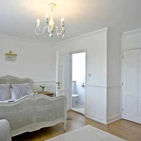 Hewas Water House Holiday home *